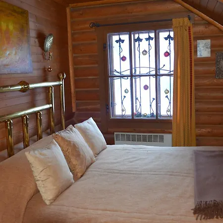 Khatky Ruslany מלון