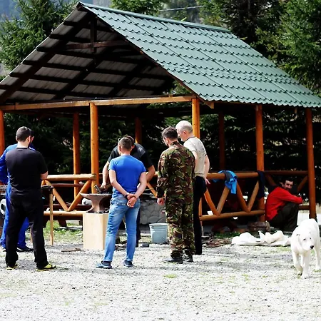 מלון Khatky Ruslany 3*