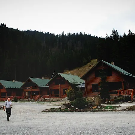 מלון Khatky Ruslany 3*