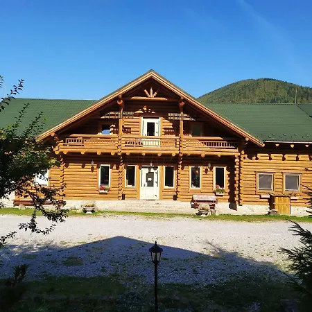 Khatky Ruslany מלון