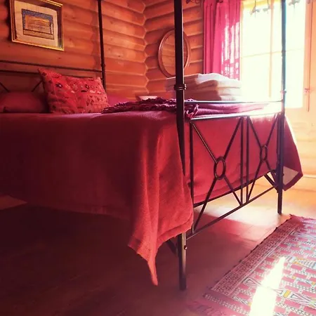 מלון Khatky Ruslany 3*