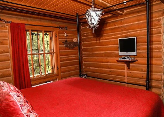 Khatky Ruslany Hotel 3*