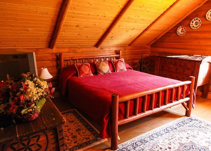 Hotel Khatky Ruslany
